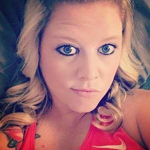 Meet your Posher, Tiffany